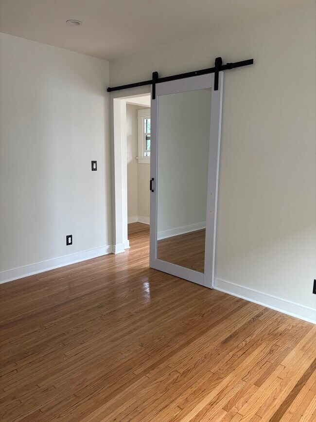 958 E 2nd St unit 962, Long Beach, CA 90802 - photo 5