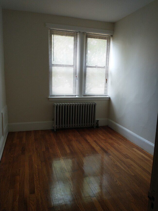 53 Fellsway W unit 1, Medford, MA 02155 - photo 3