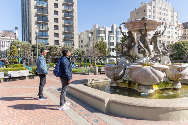 Nob Hill has beautiful parks at the top of the hill for visitors to enjoy.