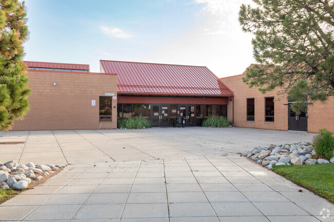 Side Creek Elementary School serves students in grades K-5.