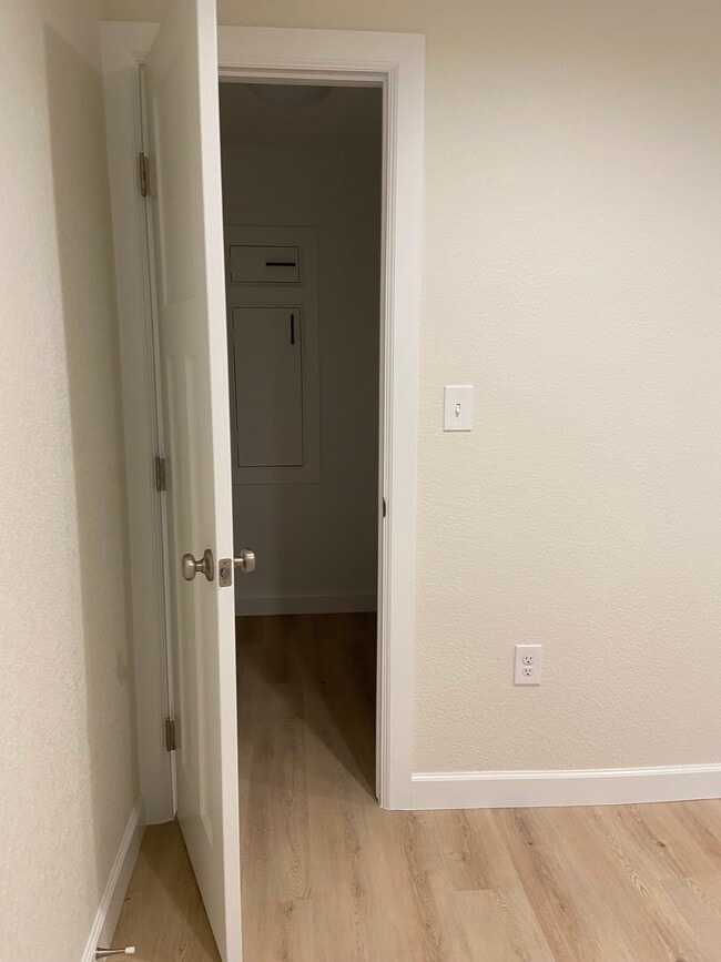 3583 S Bannock St unit B, Englewood, CO 80110 - photo 5