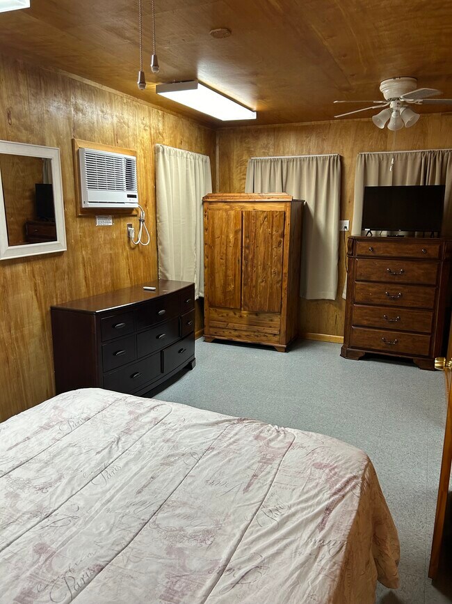 5843 N Highway 1 Unit 1., Lockport, LA 70374