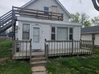 2220 E Walnut St Unit 1, Des Moines, IA 50317