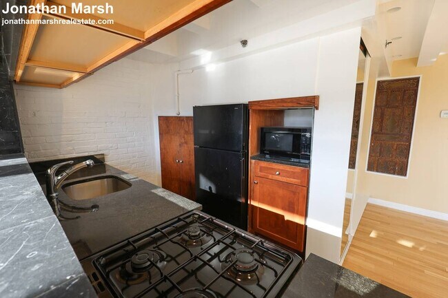 117 Beacon St unit PHR, Boston, MA 02116 - photo 7