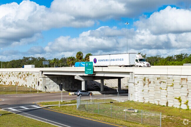 Many residents commute to Tampa from Plant City.
