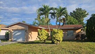7607 SW 8th Ct, North Lauderdale, FL 33068