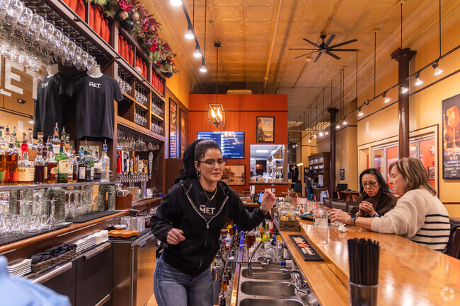 The Met in Northside Lima is a popular spot for quality wines as well as small plates and flatbreads.