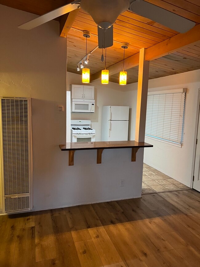 170 Casa St unit . A, San Luis Obispo, CA 93405 - photo 3