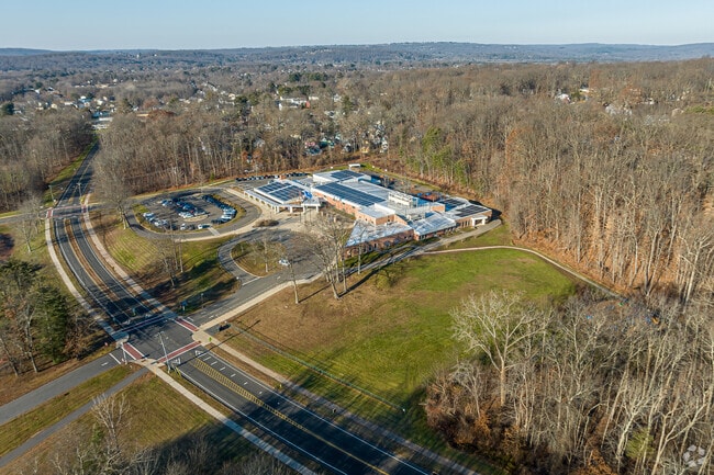 Louis Toffolon School students have 52% math proficiency & 72% in Reading.