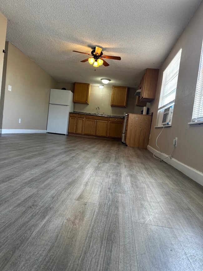 224 C St unit C, Lake Wales, FL 33853 - photo 6