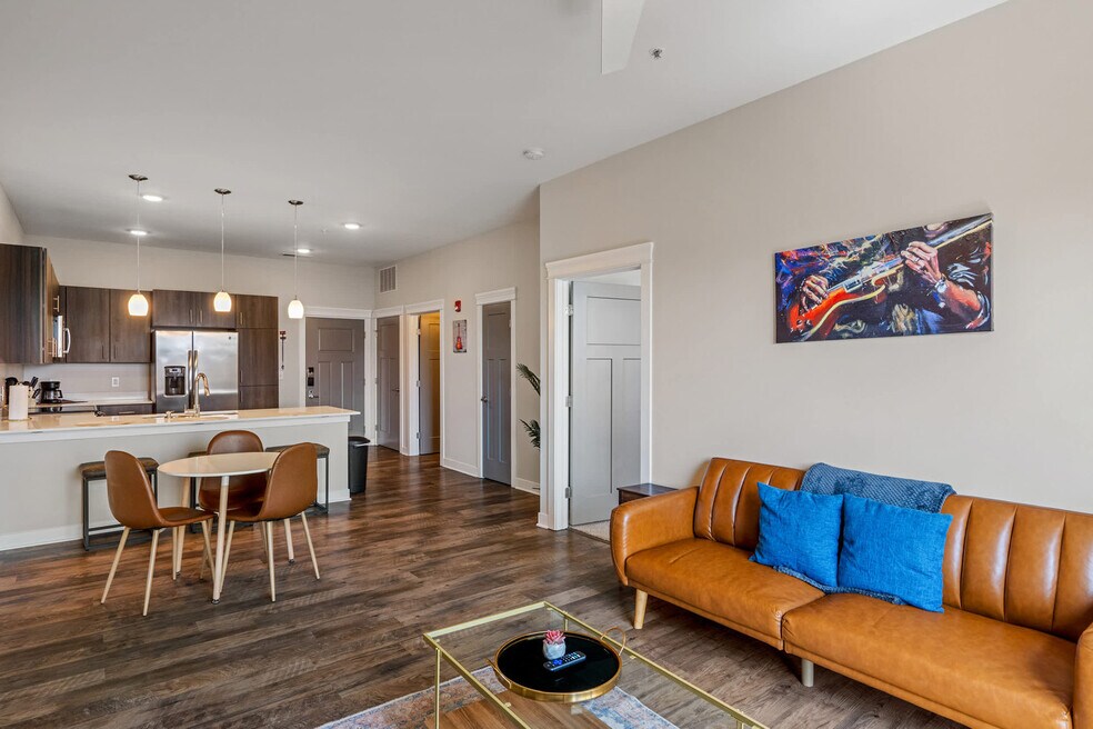 530 Massachusetts Ave unit ID1074001P, Indianapolis, IN 46204 - photo 1