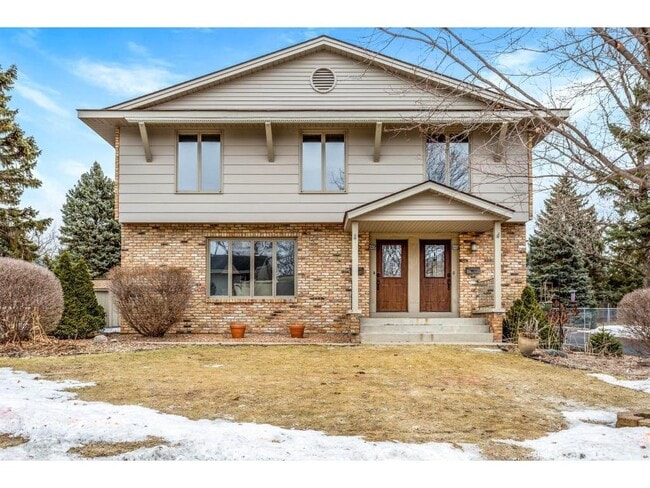 7217 Glouchester Dr unit 7215 Glouchester, Minneapolis, MN 55435 - photo 3