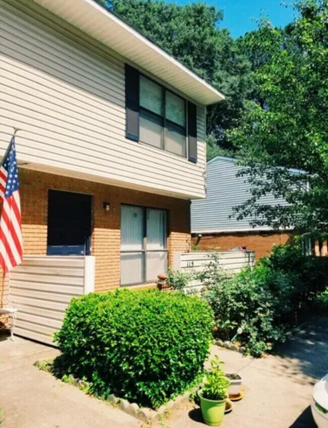 113 Ridgeview Ct unit 115 Ridge View Court, Peachtree City, GA 30269 - photo 3