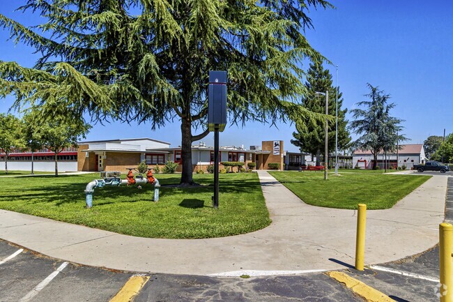 Mark Twain Junior High in West Modesto, Ca is a diverse school.