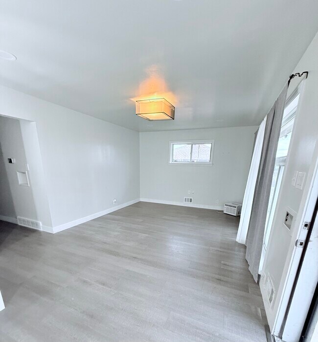 Living area main floor