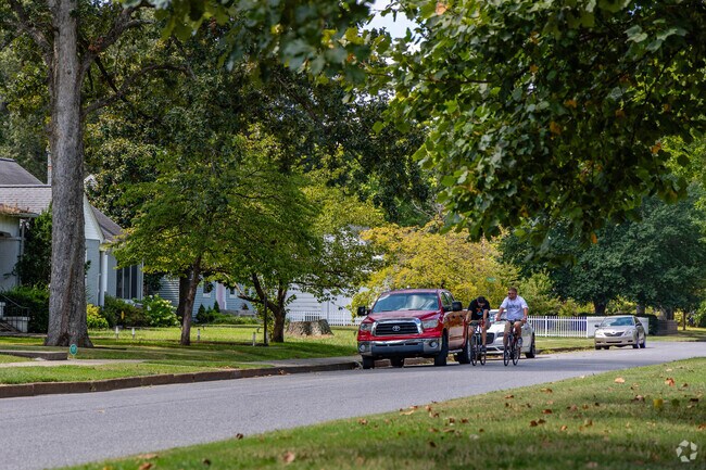Jefferson Street is safe and wide for cyclists riding into downtown Paducah.