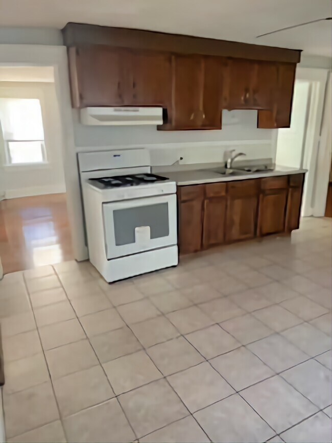 10 Downs Ave unit 2, Binghamton, NY 13905 - photo 3