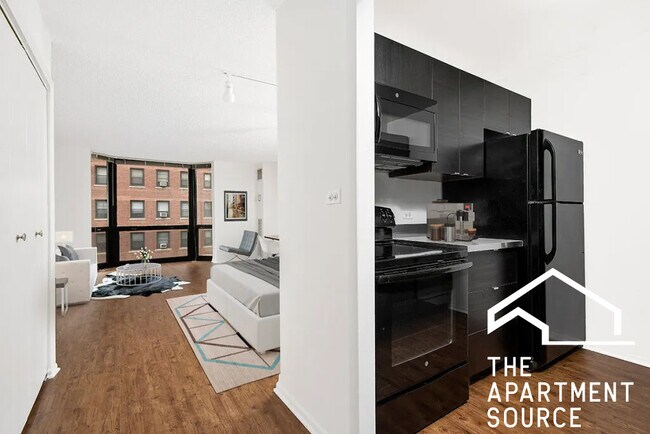1111 N Dearborn St unit 1904, Chicago, IL 60610 - photo 4