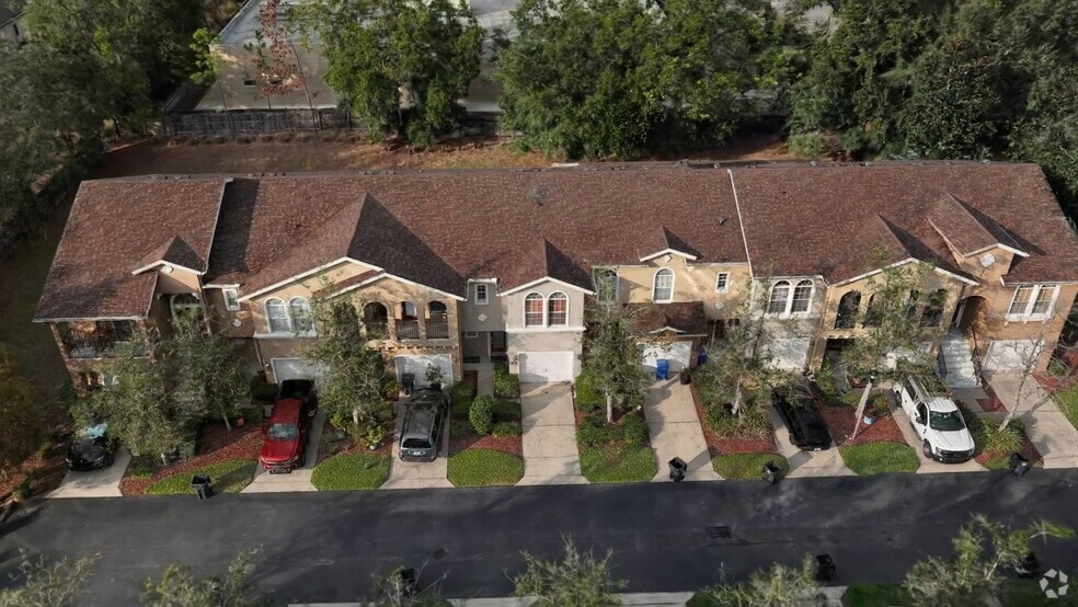 314 Summer Clouds Place, Brandon, FL 33511 - photo 2