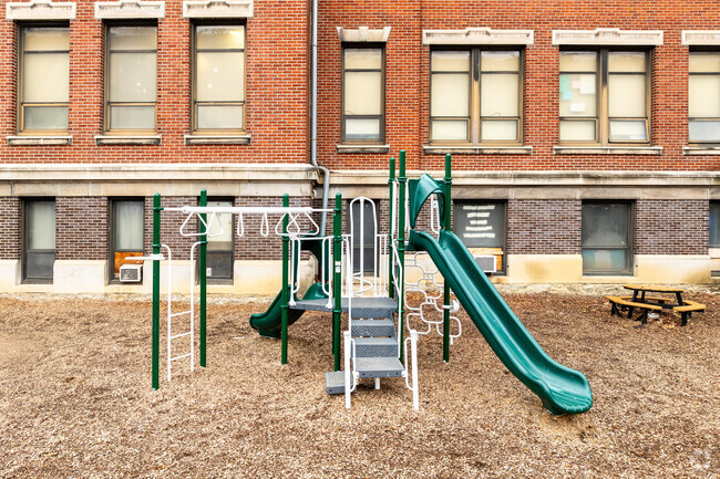 Graham Elementary and Middle School is located in University, Columbus Ohio.