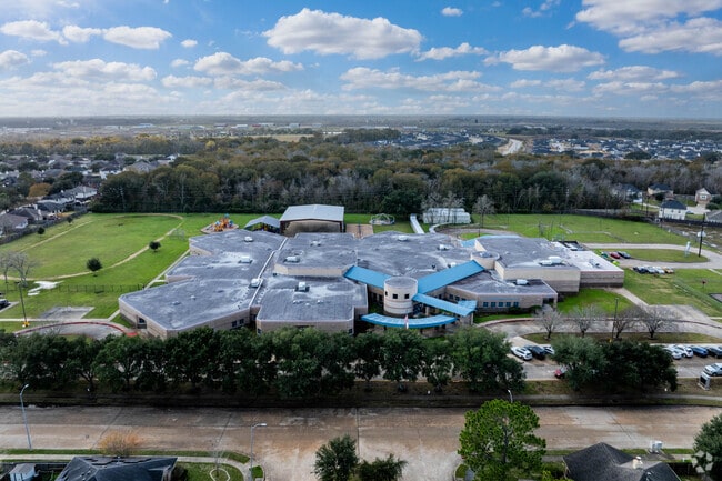 Burton Elementary is located in Fresno, Texas.