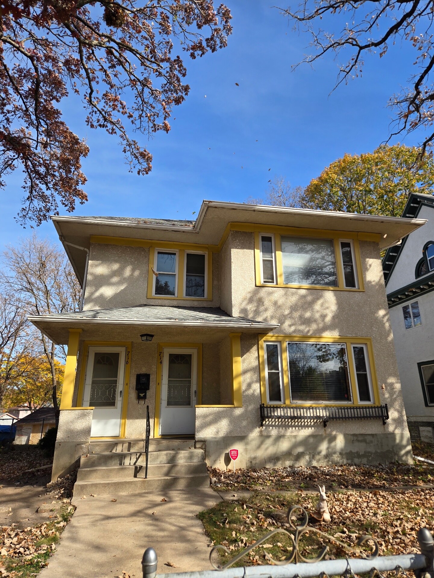716 Elwood Ave N unit Upper Level Unit, Minneapolis, MN 55411 - photo 1
