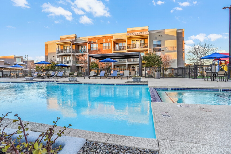 Gateway at Cooley Station