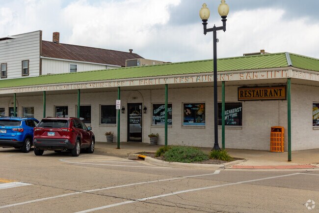 Sun Rise II Family Restaurant has served homestyle fare since 1992.