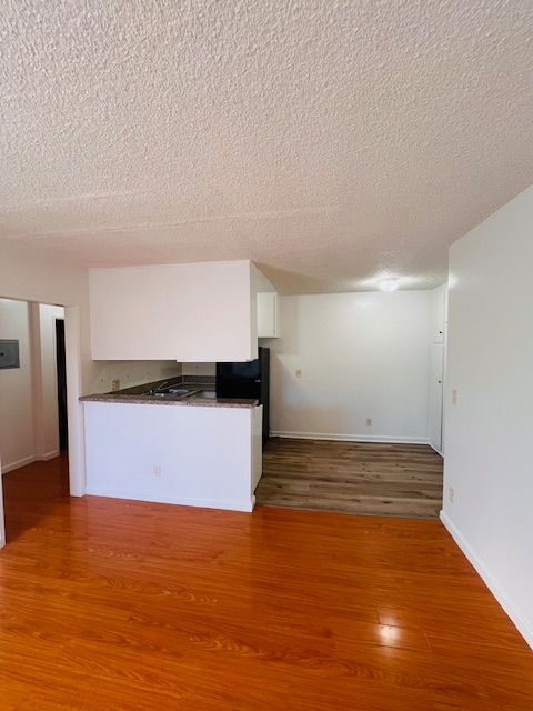 Beachwood Plaza, Los Angeles, CA 90038 - photo 3