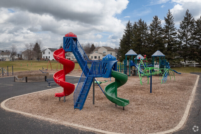 Endeavor Elementary School, Playground.