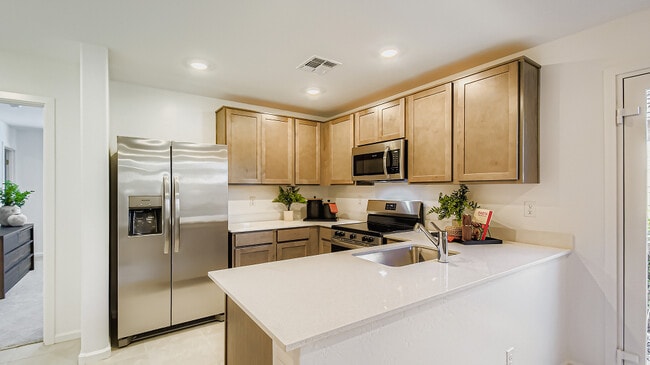 36034 W Maddaloni Ave, Maricopa, AZ 85138 - photo 2