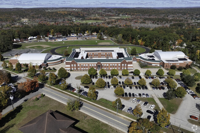 Many students live within close proximity of Windham Middle School.