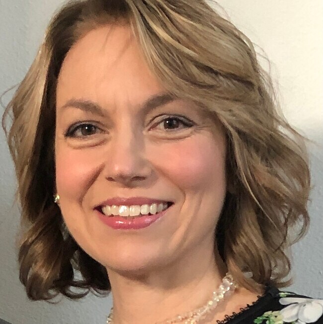 Jennifer Sine Real Estate Agent in Bradenton, FL