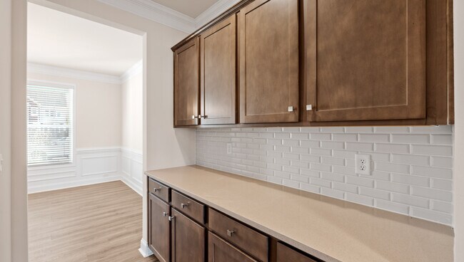 401 Fiery Rd, Mauldin, SC 29607 - photo 5