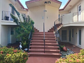 1605 NE 185th St Unit 105, Miami, FL 33179