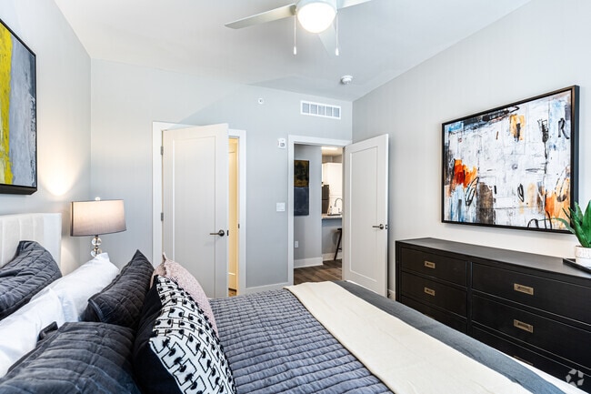 1BR, 1BA - 892SF Bedroom