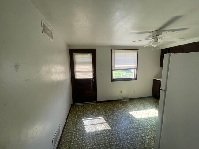 155 Garfield Way, Follansbee, WV 26037 - photo 6