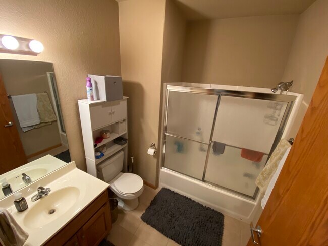 1209 Bertrand St unit 4, Manhattan, KS 66502 - photo 7