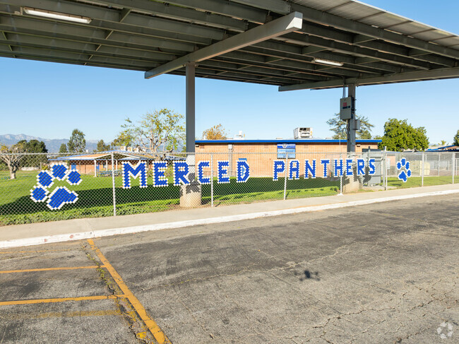 Merced Elementary is a California Business Honor Roll School for Excellence in Education.