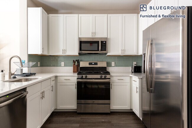 7131 Arlington Rd unit FL3-ID862, Bethesda, MD 20814 - photo 6