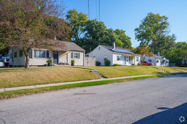 Ranch homes are fairly common among multiple streets within Miller.