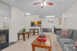 3702-3722 Kecoughtan Rd, Hampton, VA 23669