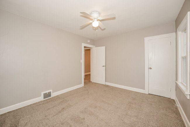 3638 Ludgate Rd, Cleveland, OH 44120 - photo 7