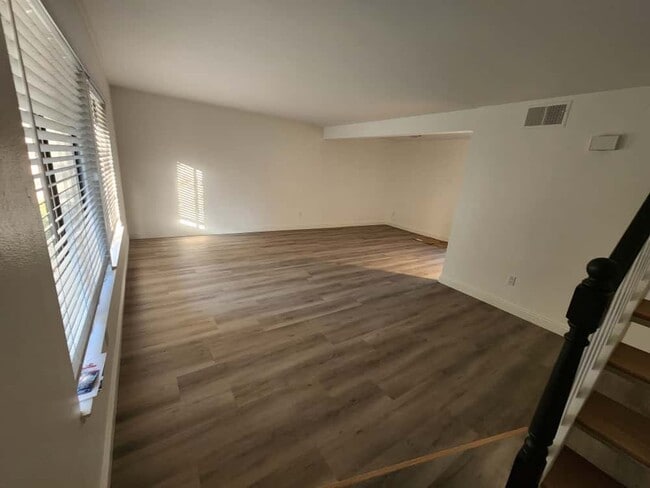 2746 Via Tulipan, Carlsbad, CA 92010 - photo 5