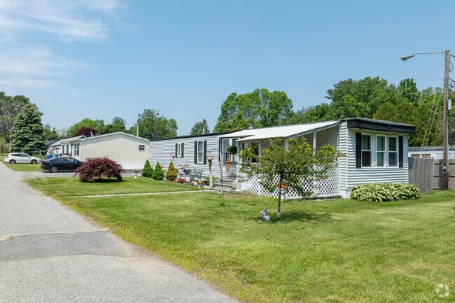 Sun soaked streets can be seen in almost every corner of the scenic Hampton Falls area.