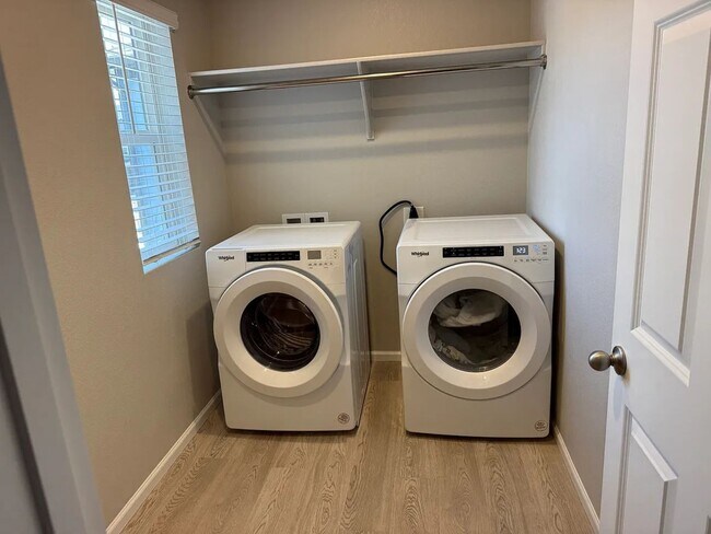 745 N Tempe St, Aurora, CO 80018 - photo 6