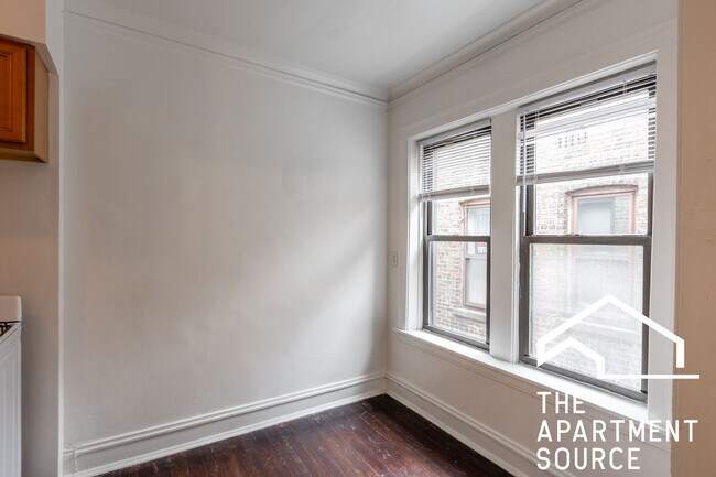 4641 N Paulina St unit 408, Chicago, IL 60640 - photo 7