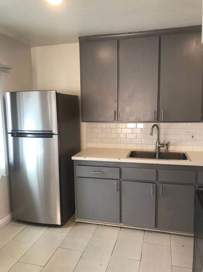 7722 Chapman Ave Unit 7722-6, Garden Grove, CA 92841