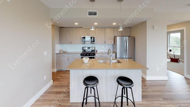 2374 S University Blvd, Denver, CO 80210 - photo 4