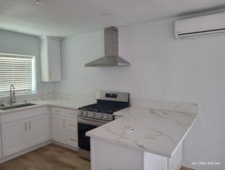 10904 Lillian Ln Unit C, South Gate, CA 90280